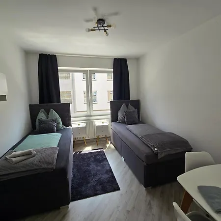 Апартаменты In With Balcony Крефельд