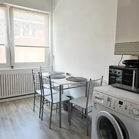 In With Balcony * Krefeld