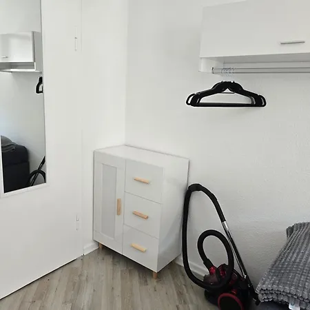 Апартаменты In With Balcony