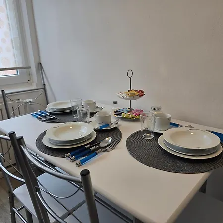 In With Balcony Krefeld