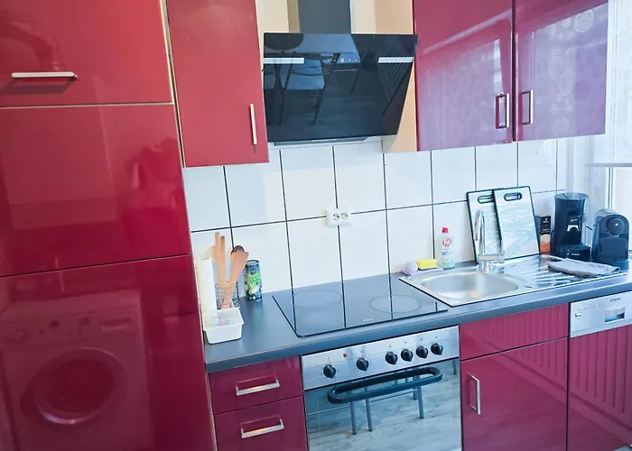 Apartment In With Balcony Krefeld